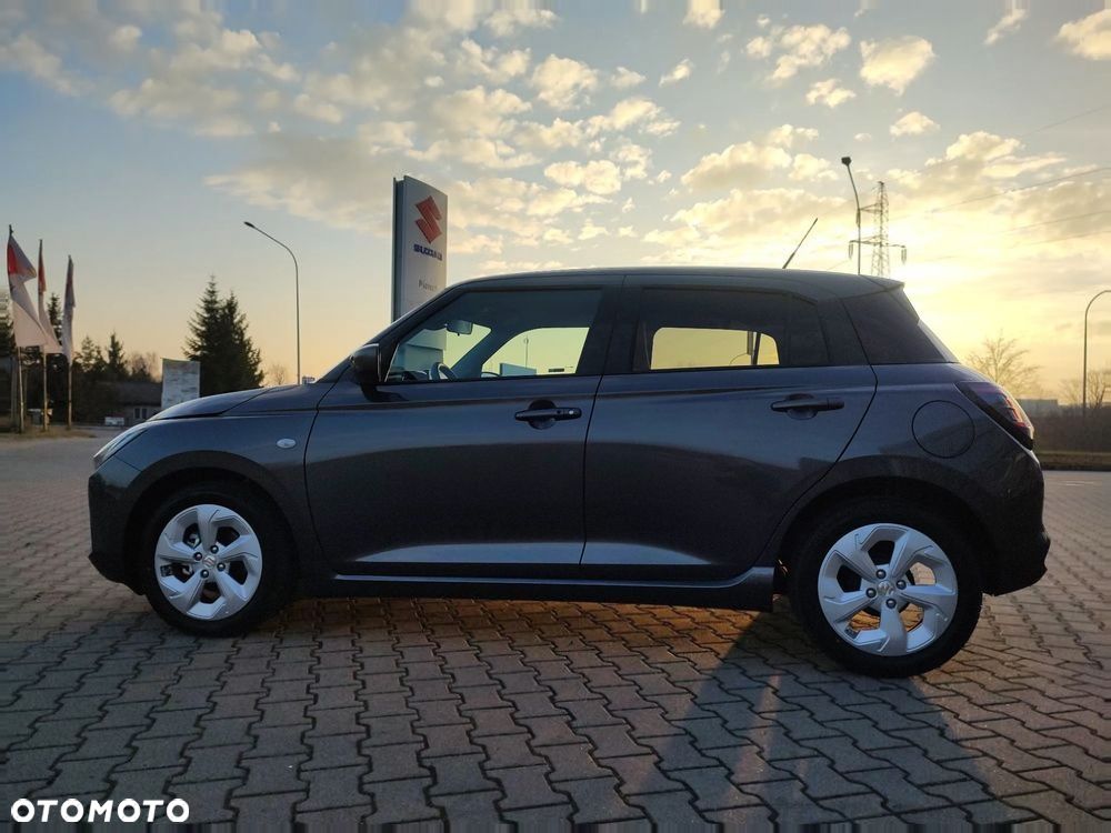 Suzuki Swift 1.2 Dualjet SHVS Premium Plus - 28