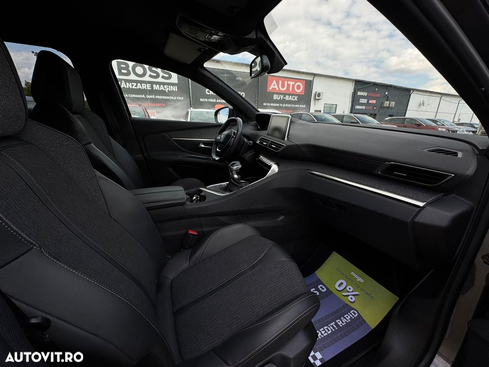 Peugeot 3008 1.2 PureTech Turbo S&S GT-Line - 14