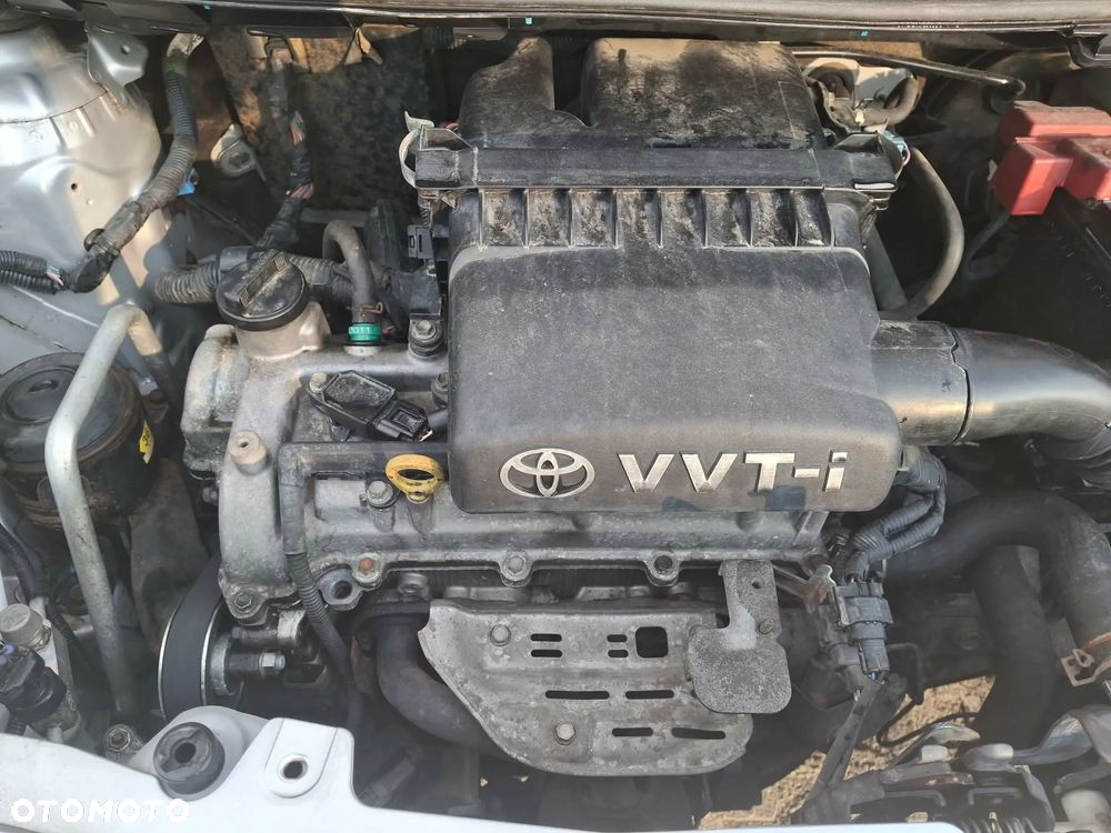 Toyota Yaris 1.3 Sol - 18
