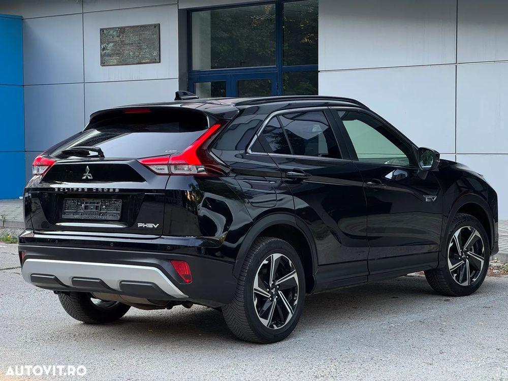 Mitsubishi Eclipse-Cross 4WD Plus Select - 4