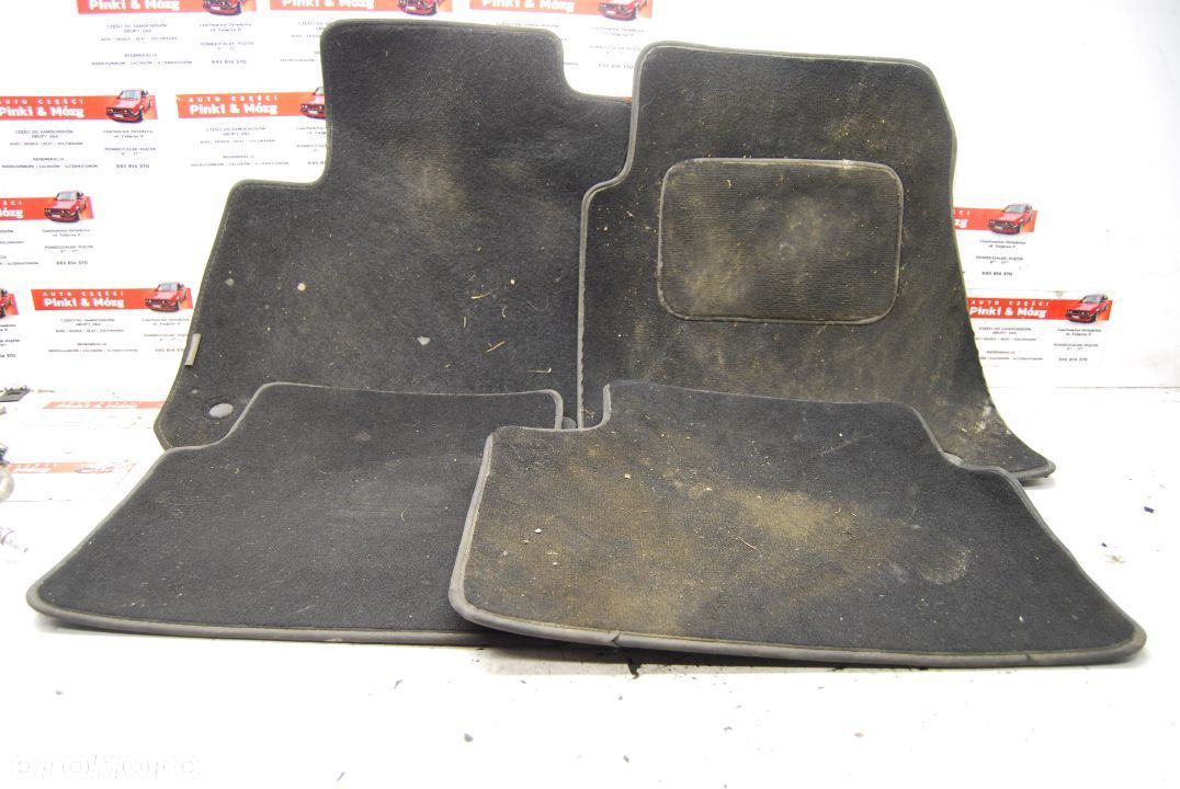 DYWANIKI WELUROWE OPEL INSIGNIA A KOMBI 2009R. - 1