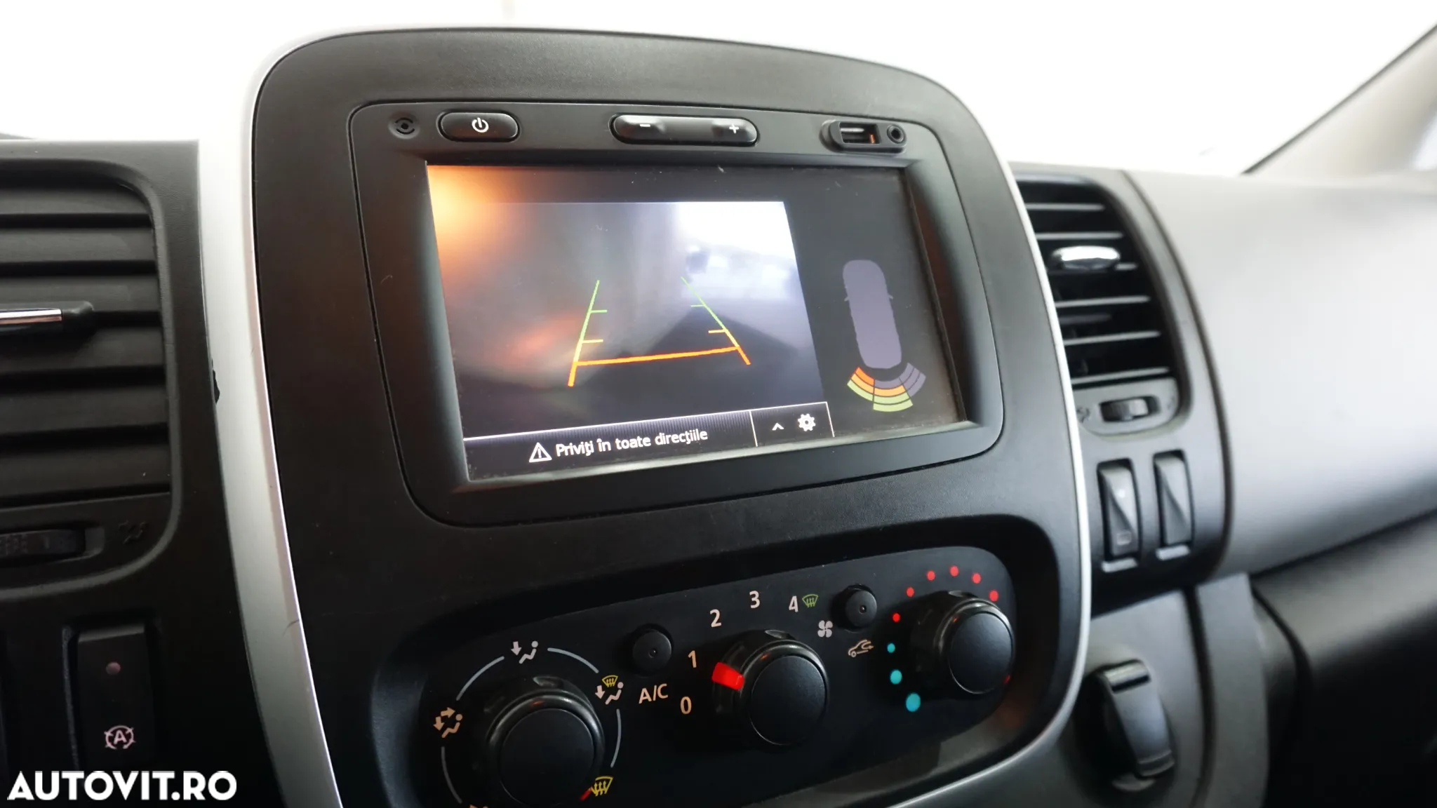 Renault Trafic - 20