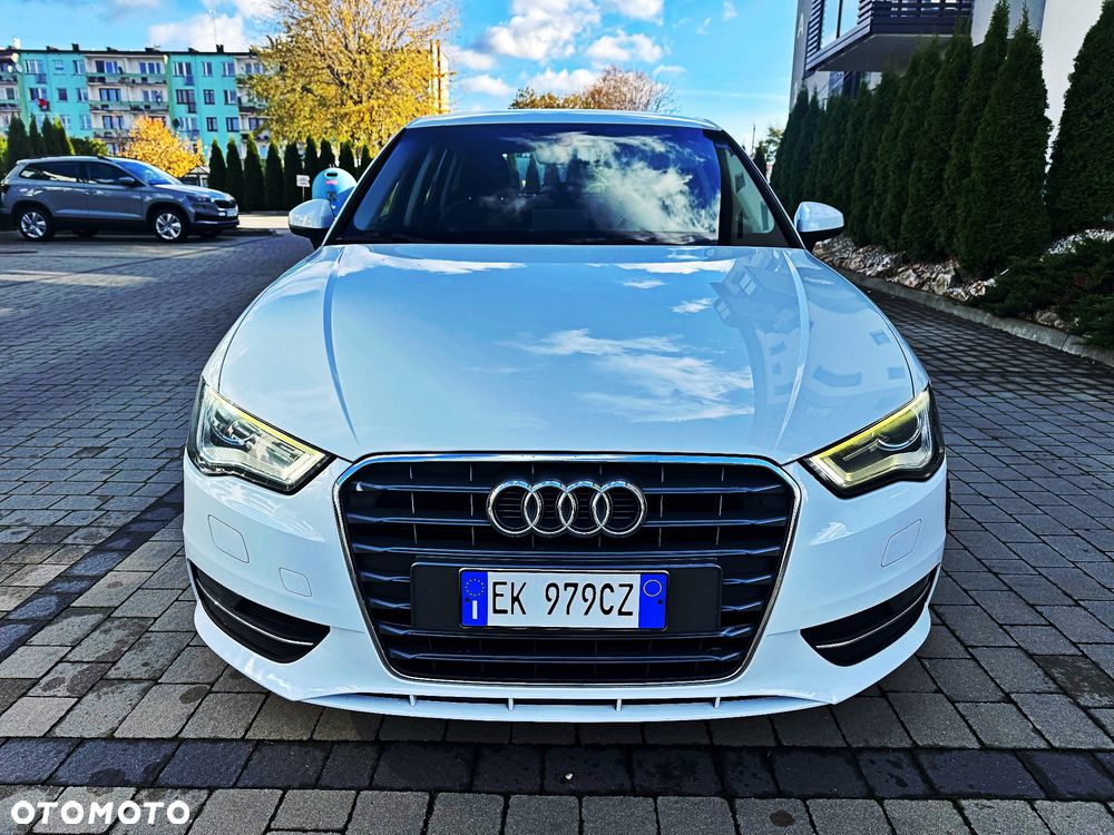 Audi A3 Sportback 1.6 TDI (clean diesel) S tronic Attraction - 15