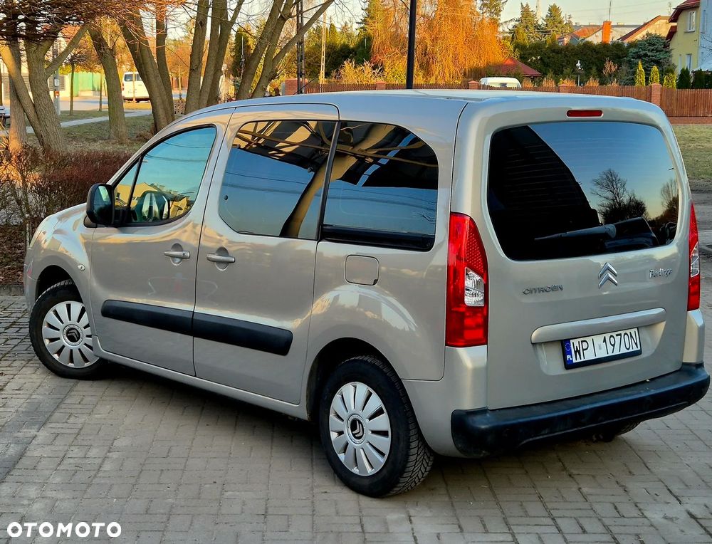 Citroën Berlingo 1.6 16V Multispace Exclusive - 11