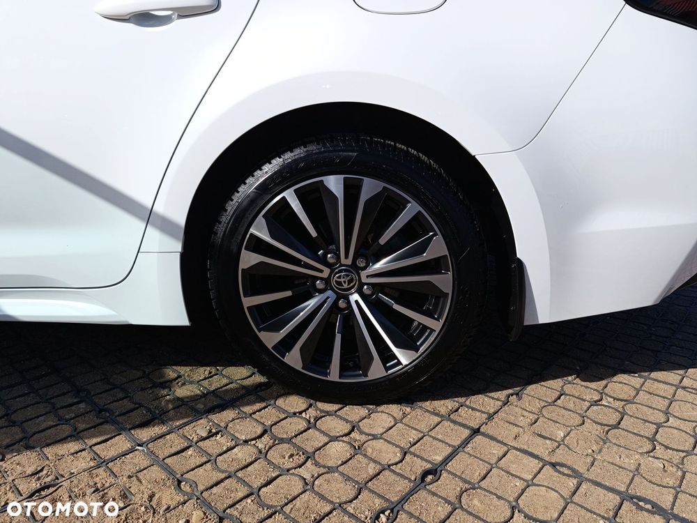 Toyota Corolla 1.8 Hybrid Style - 19