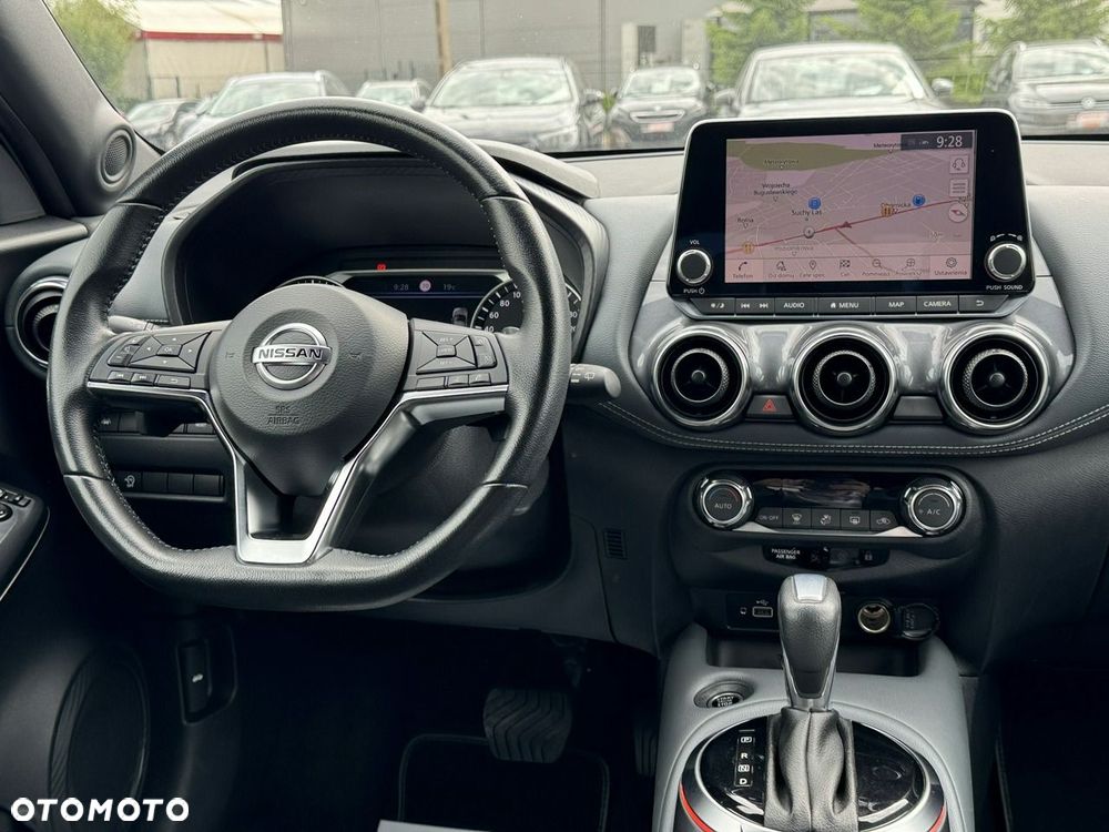 Nissan Juke 1.0 DIG-T N-Connecta DCT - 23