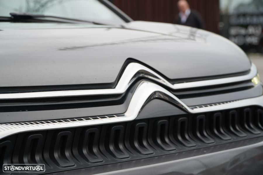 Citroën C3 Aircross 1.2 PureTech Shine EAT6 - 7