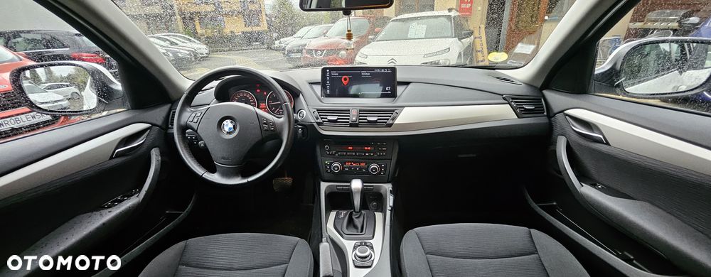 BMW X1 sDrive18d Sport Line - 33