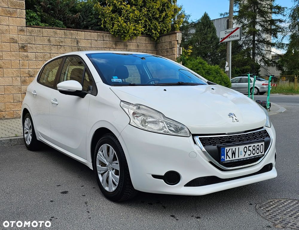 Peugeot 208 82 VTI Allure - 2