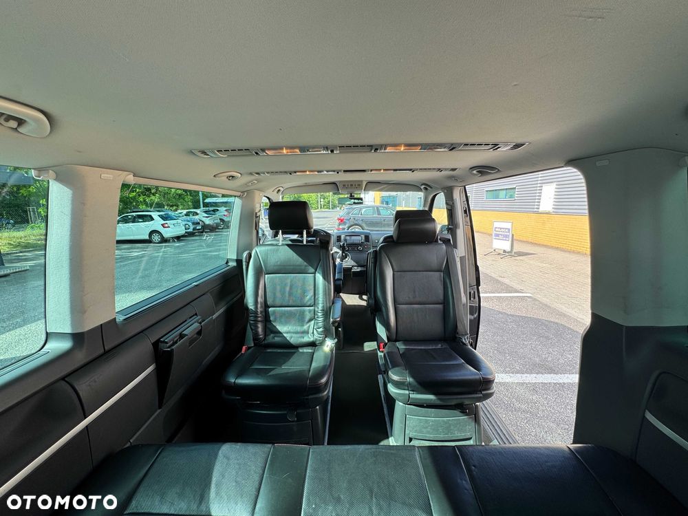 Volkswagen Multivan - 7