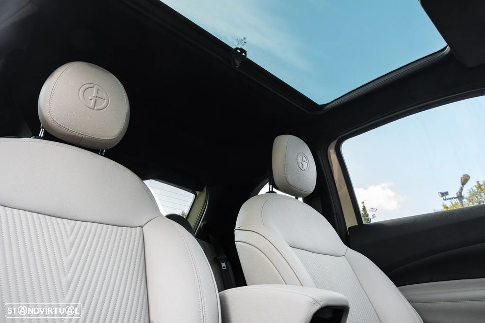 Fiat 500e 42 kWh Giorgio Armani Collector´s Edition - 17