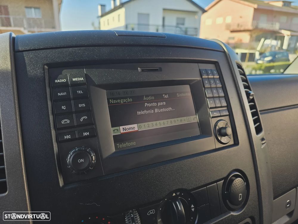 Mercedes-Benz Sprinter 319 CDI L2H2 IVA DEDUTIVEL - 15