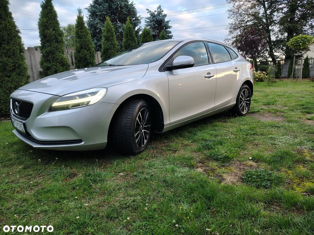 Volvo V40 D2 Momentum - 7