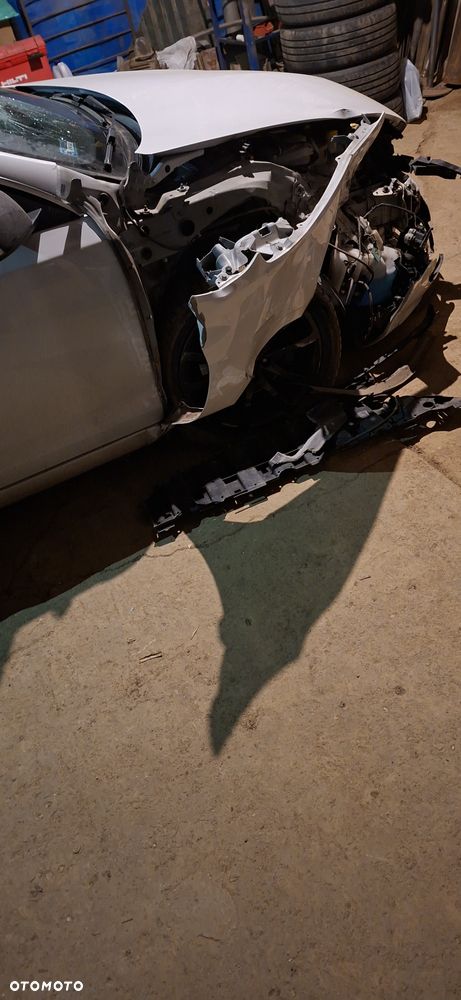 Renault Laguna 2.0 dCi Monaco GP - 2