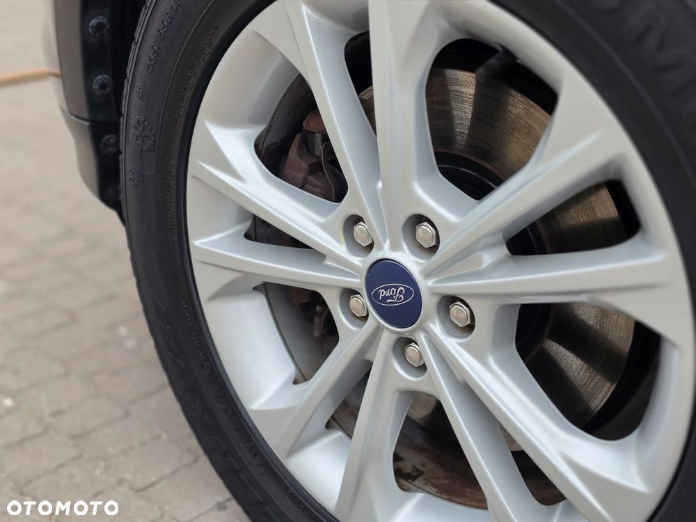 Ford Kuga - 7