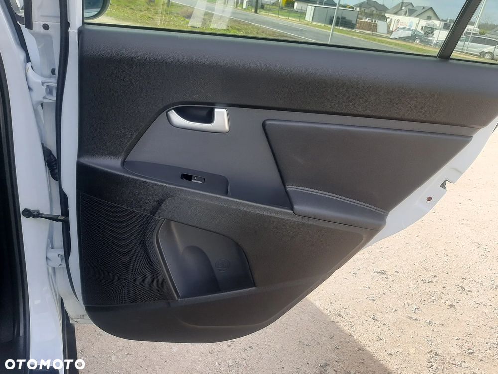 Kia Sportage 2.0 GDI 2WD Vision - 36