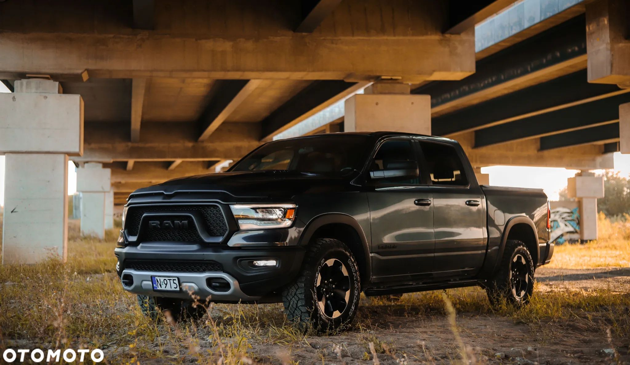 RAM 1500 5.7 Crew Cab Rebel - 1