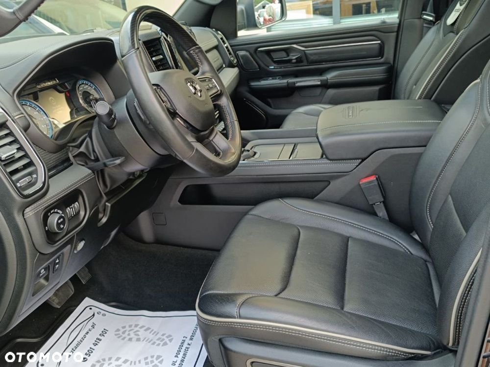 RAM 1500 - 7