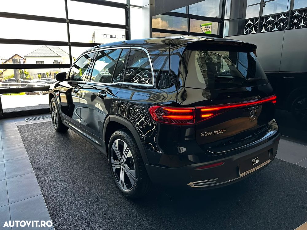 Mercedes-Benz EQB 250+ - 5