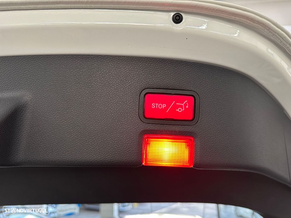 Mercedes-Benz CLA 200 - 8