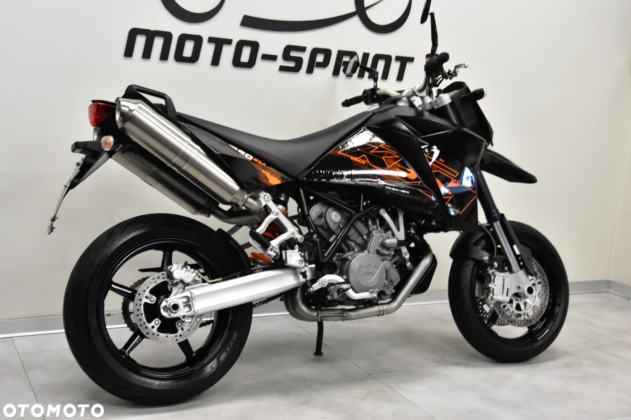 KTM SMC