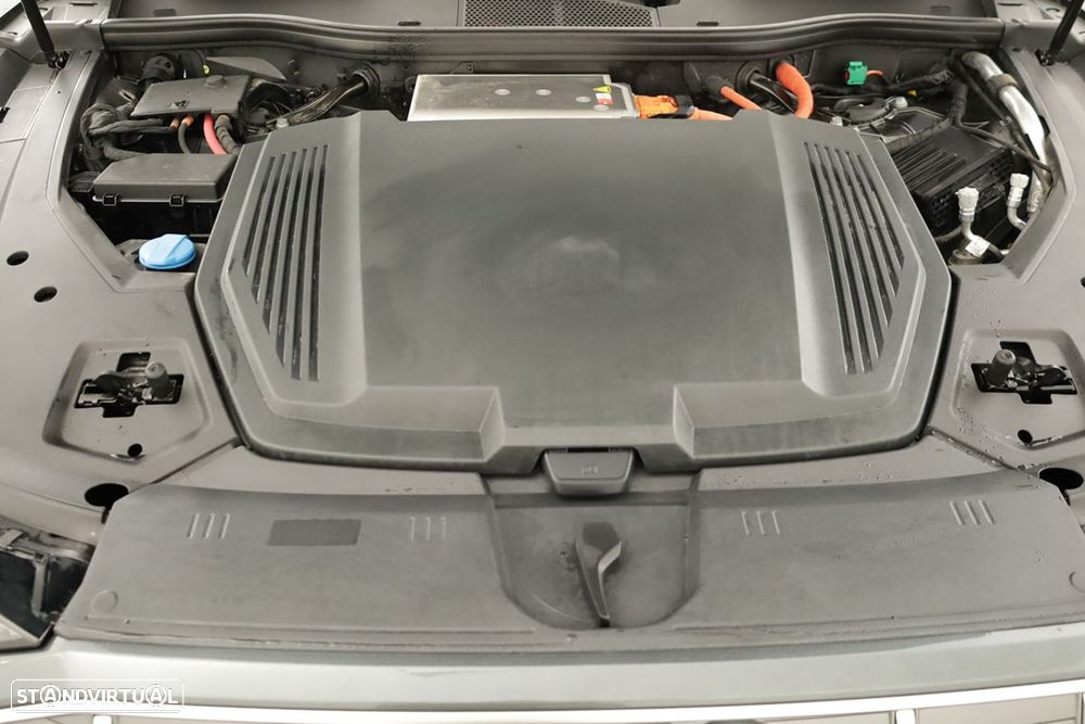 Audi e-tron 55 quattro S line - 28
