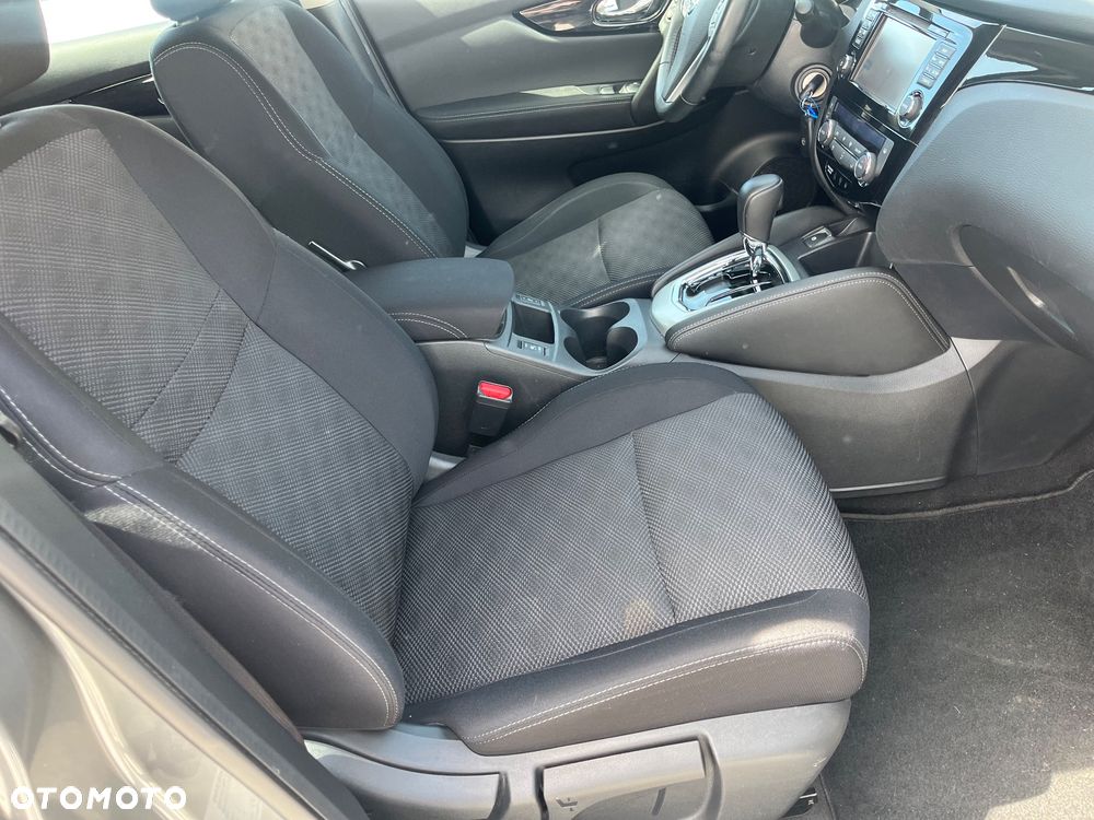 Nissan Qashqai 1.2 DIG-T Xtronic ACENTA - 5