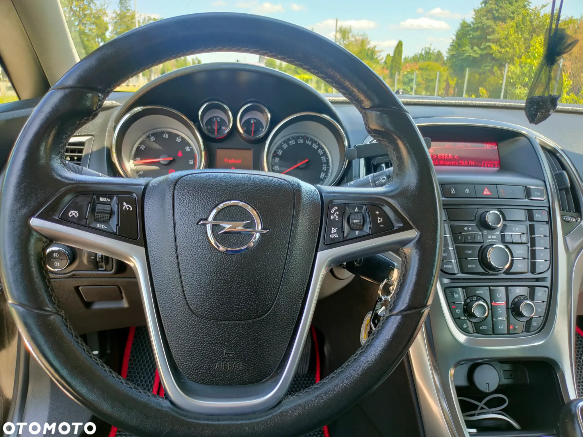 Opel Astra IV 1.6 T Cosmo - 5