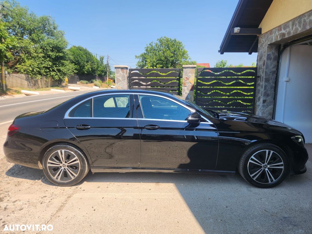 Mercedes-Benz E 220 d Aut. - 2