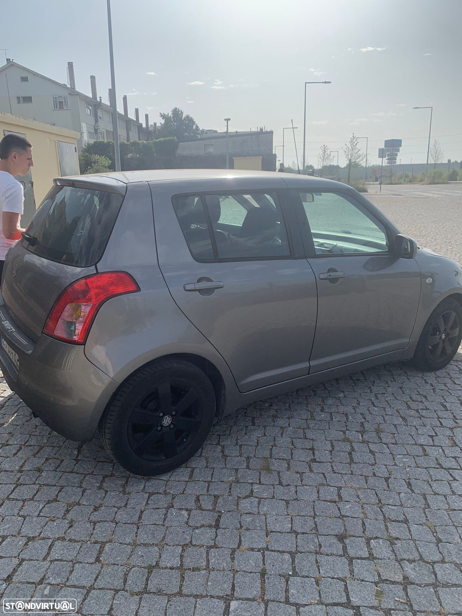 Suzuki Swift 1.3 DDiS GL - 16