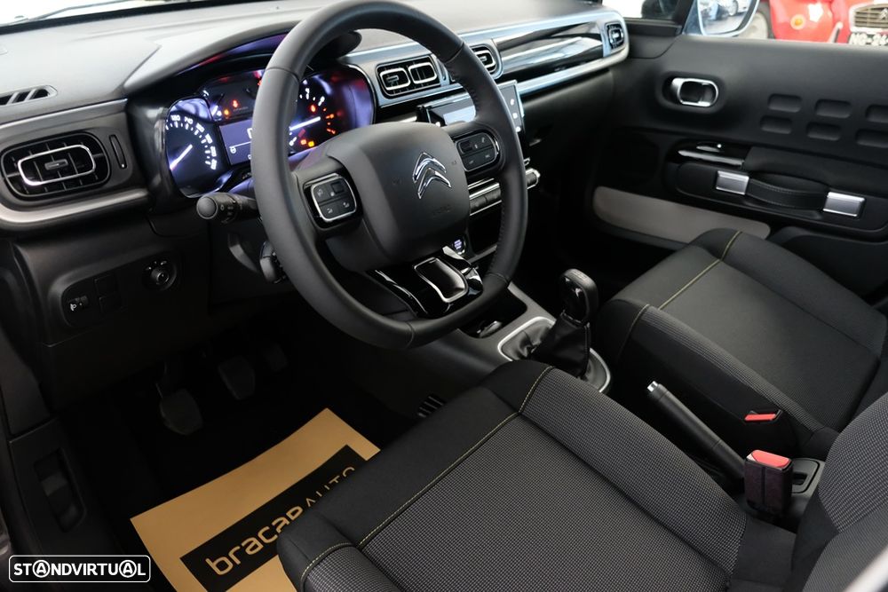 Citroën C3 1.2 PureTech Shine - 9