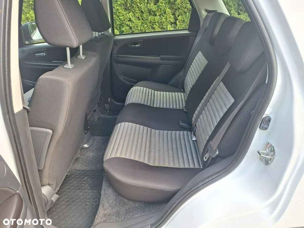 Fiat Sedici 2.0 Multijet 16V 4x4 Emotion - 16