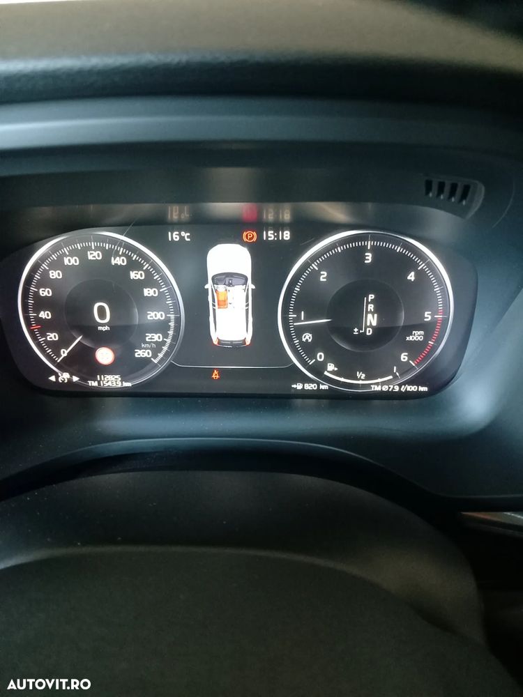 Volvo XC 60 D4 Momentum Pro - 30