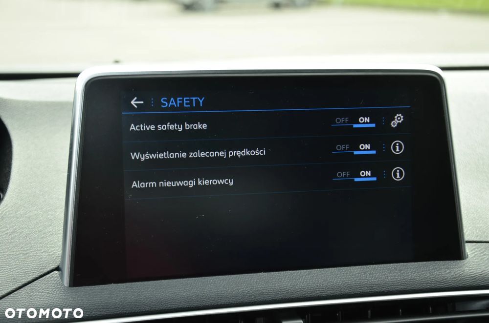 Peugeot 5008 BlueHDi 150 Allure - 32