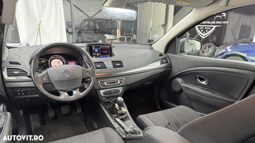 Renault Megane dCi 110 FAP Paris Business - 4