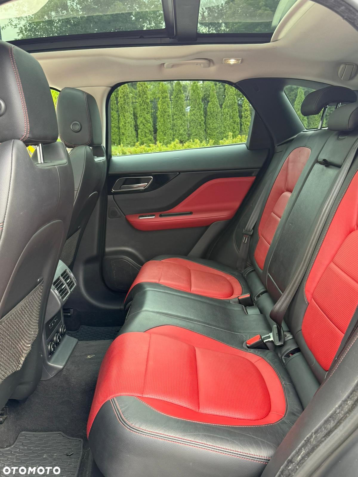Jaguar F-Pace 2.0 i4D AWD R-Sport - 21