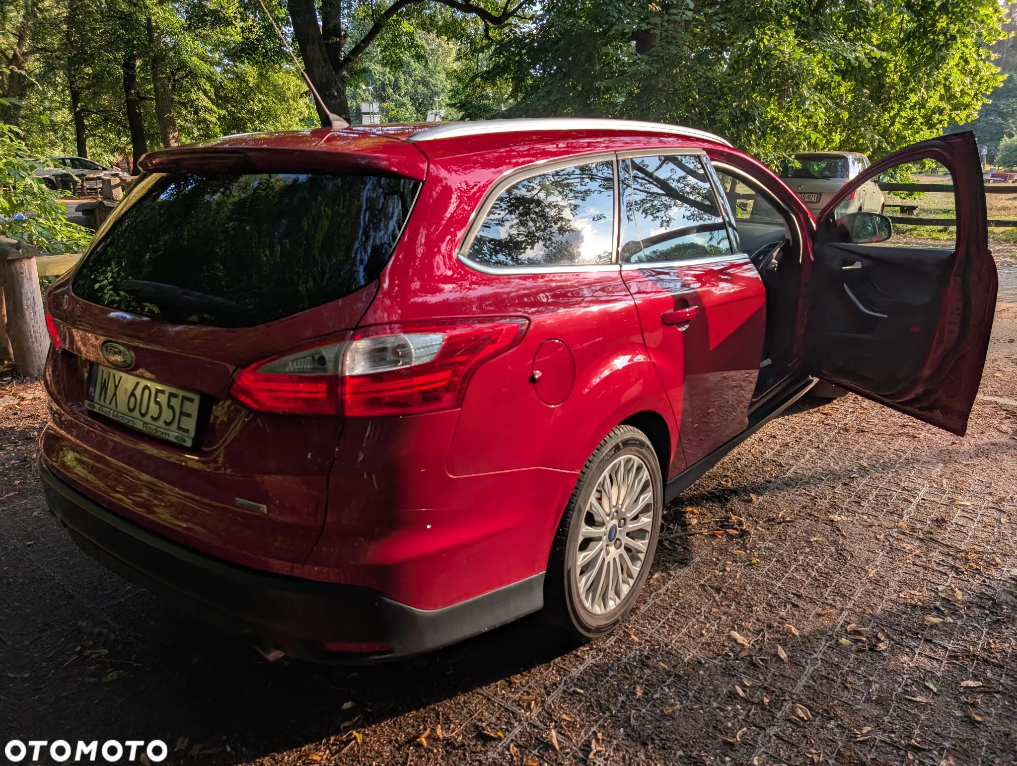 Ford Focus Turnier 1.6 EcoBoost Start-Stopp-System Titanium - 4