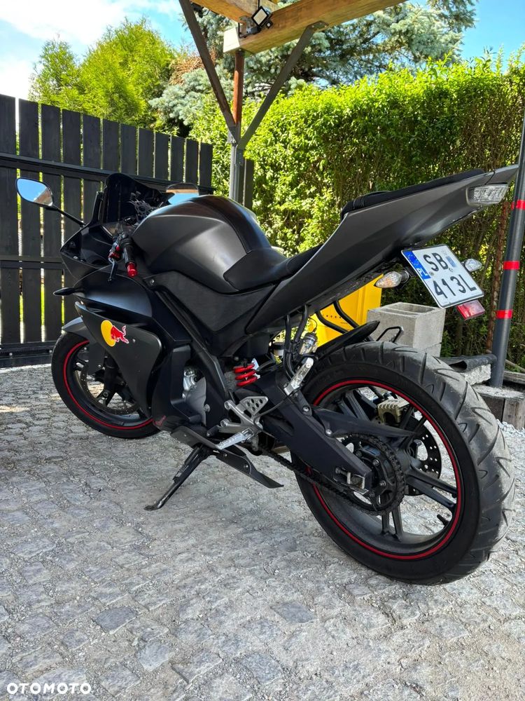 Yamaha YZF - 2