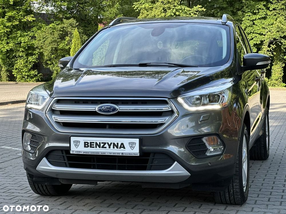 Ford Kuga - 1