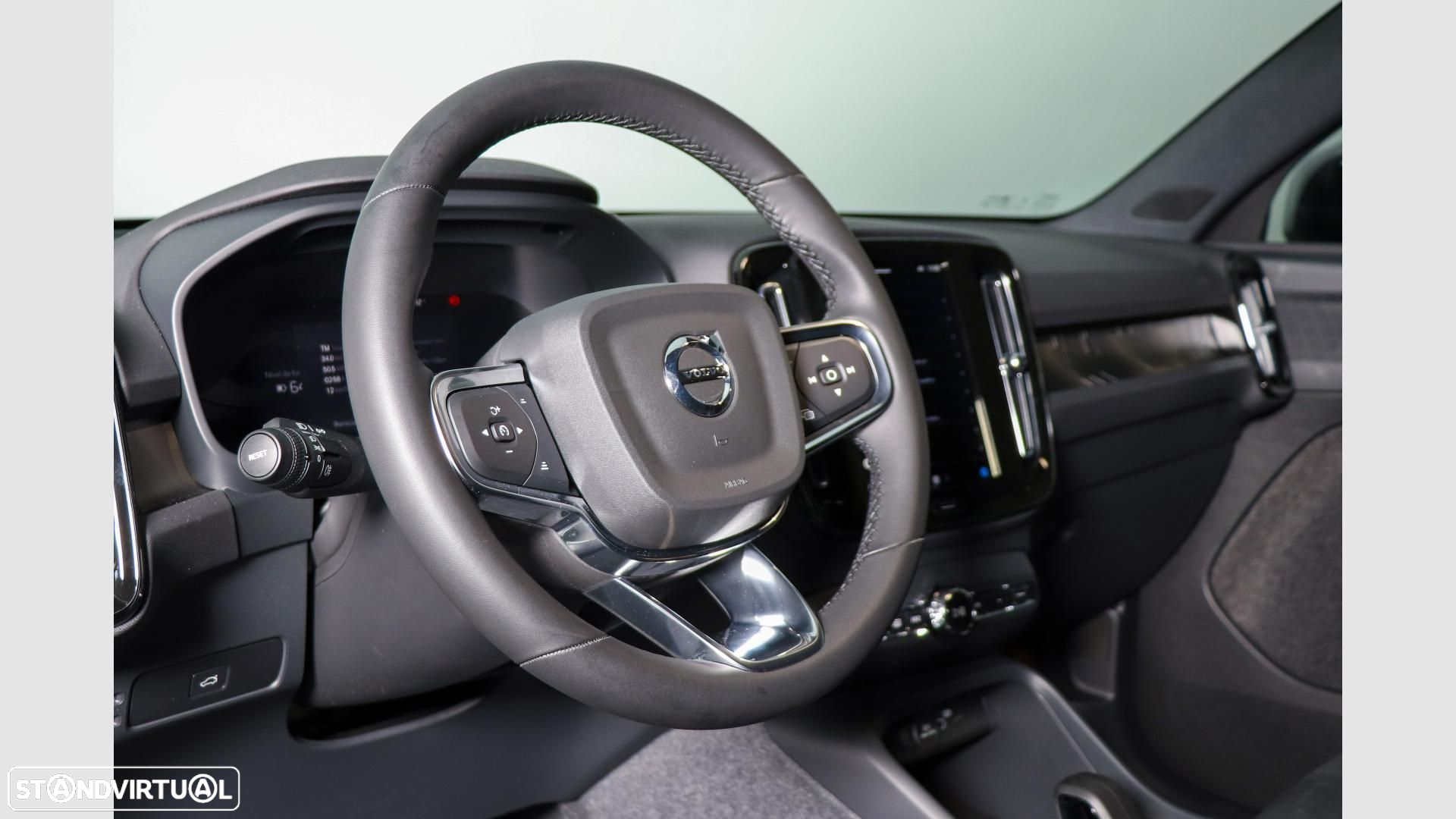 Volvo XC 40 Recharge Extended Range Plus - 11