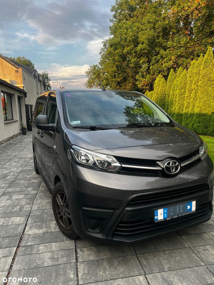 Toyota Proace - 1