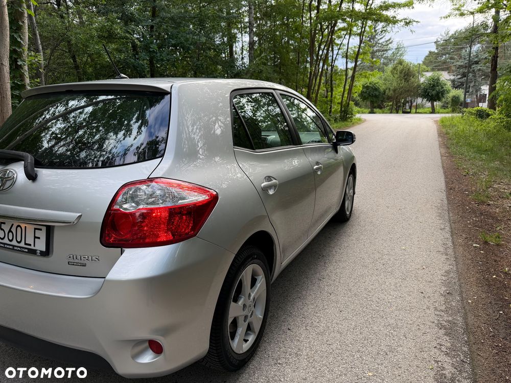 Toyota Auris 1.33 VVT-i Life - 10