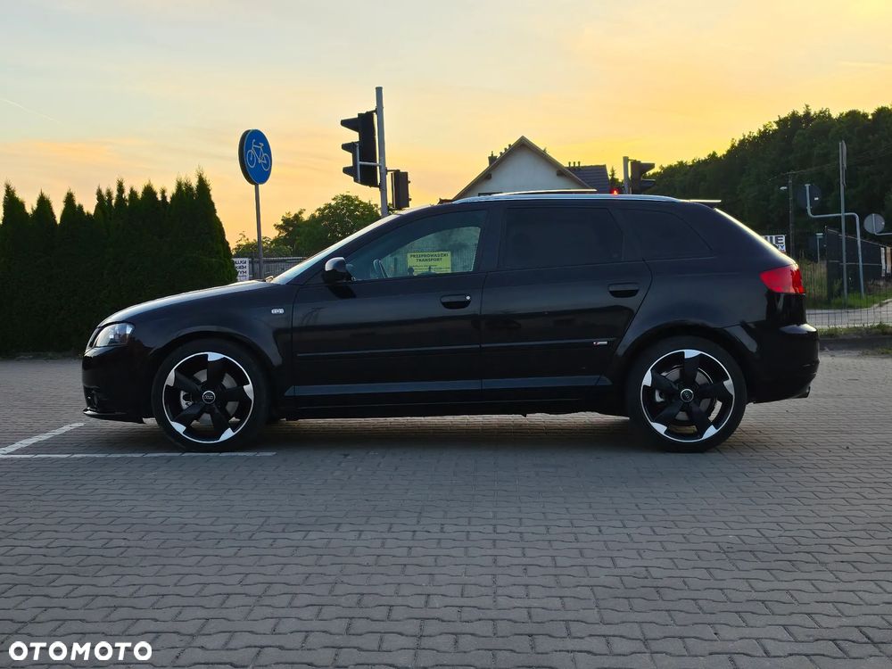Audi A3 Sportback 2.0T FSI Quattro Ambition - 2