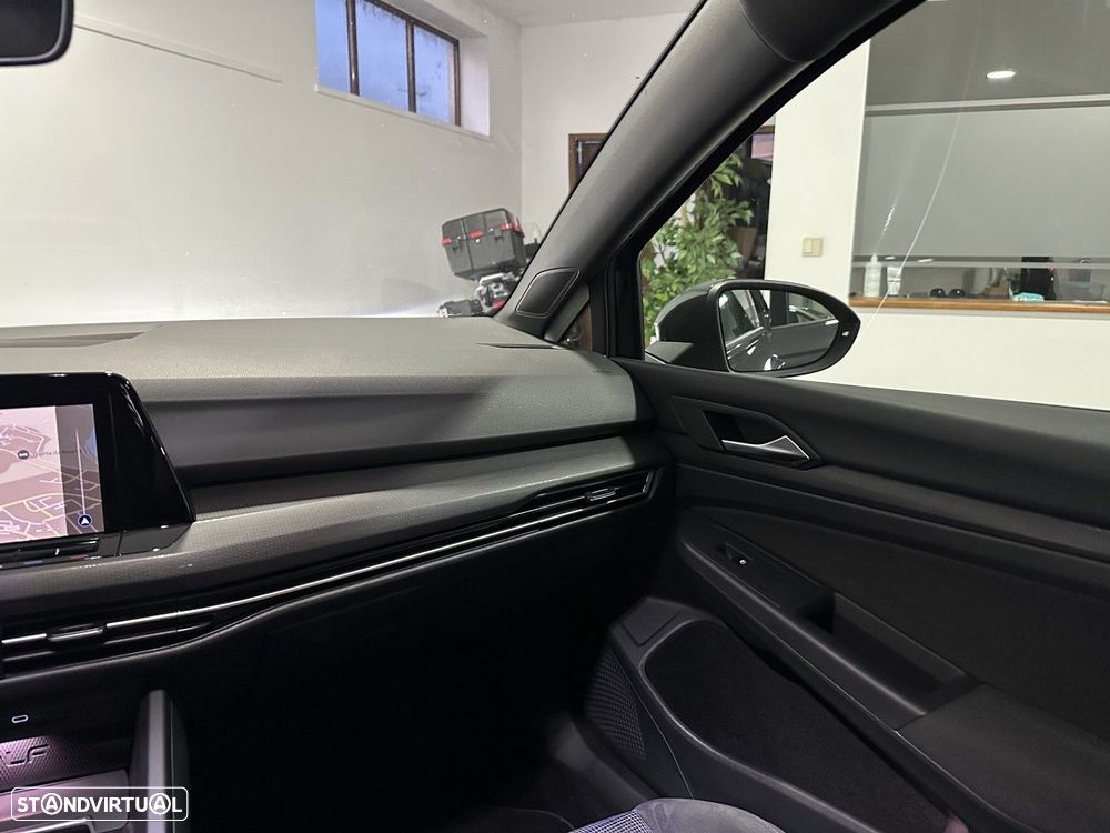 VW Golf 1.4 GTE Plug-In-Hybrid DSG - 16