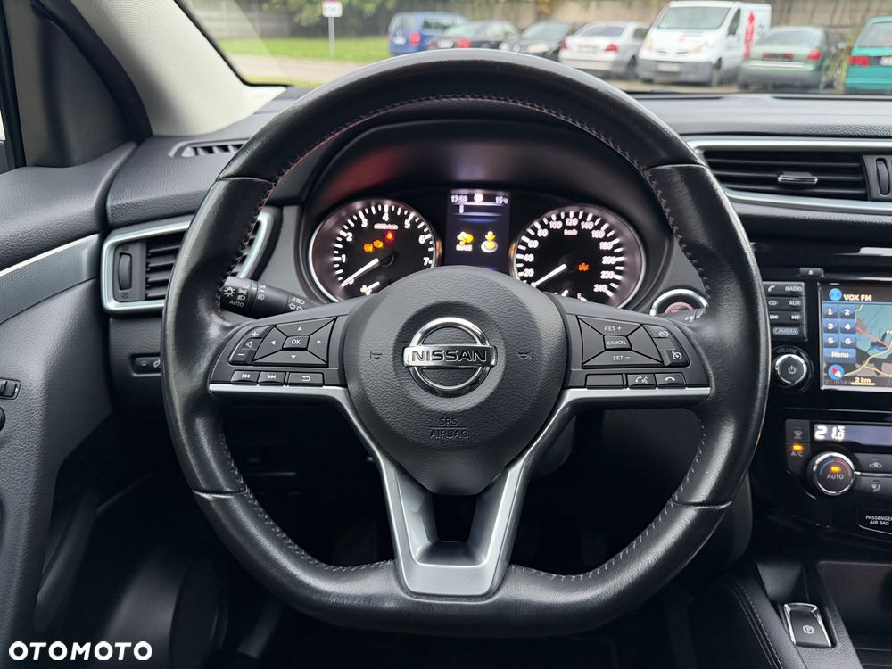 Nissan Qashqai 1.2 DIG-T Tekna Xtronic - 25