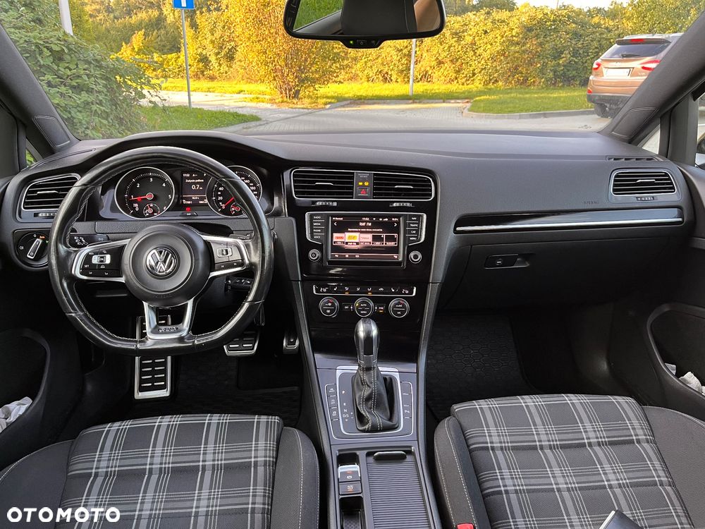 Volkswagen Golf GTD (BlueMotion Technology) DSG - 13