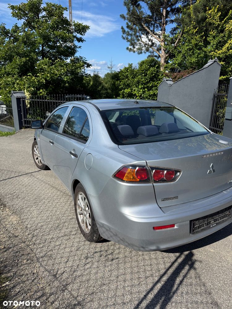 Mitsubishi Lancer - 4