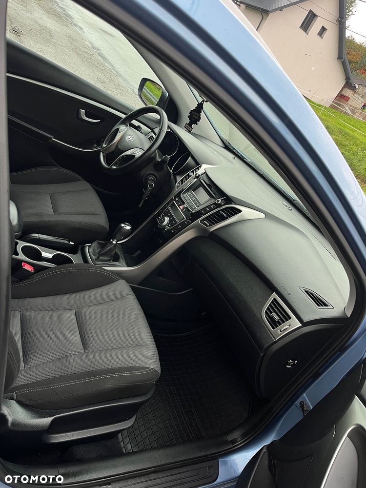 Hyundai i30 1.4 Premium - 15