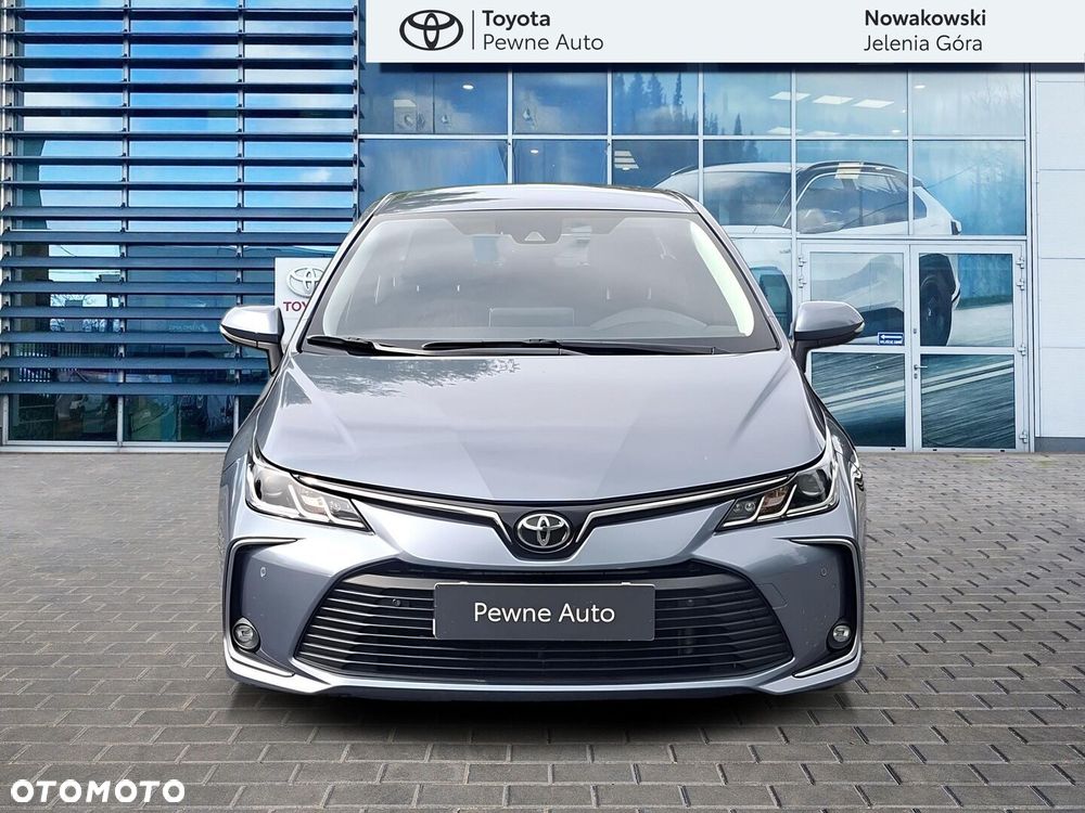 Toyota Corolla - 5