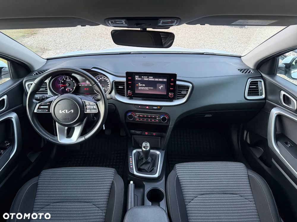 Kia Ceed 1.5 T-GDI M - 7
